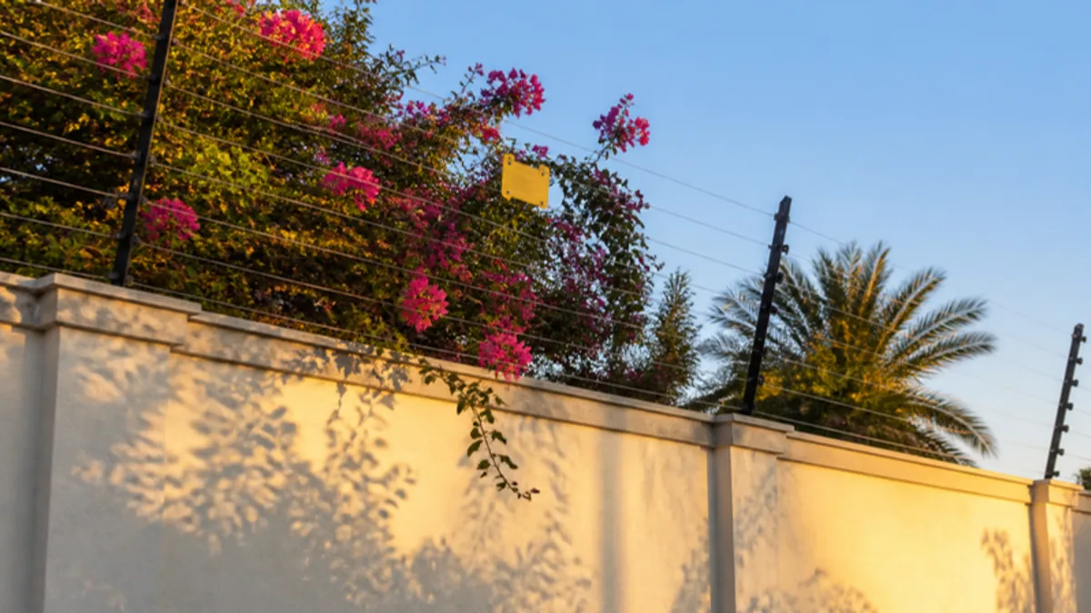 Electric Fence for Homes in Maputo: How It Works